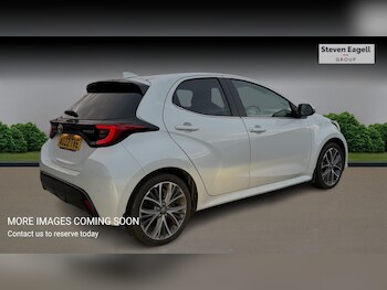 Used Toyota Yaris 2022 for sale - 76572098: Photo