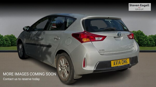 Used Toyota Auris 2014 for sale - 76295095: Photo 2