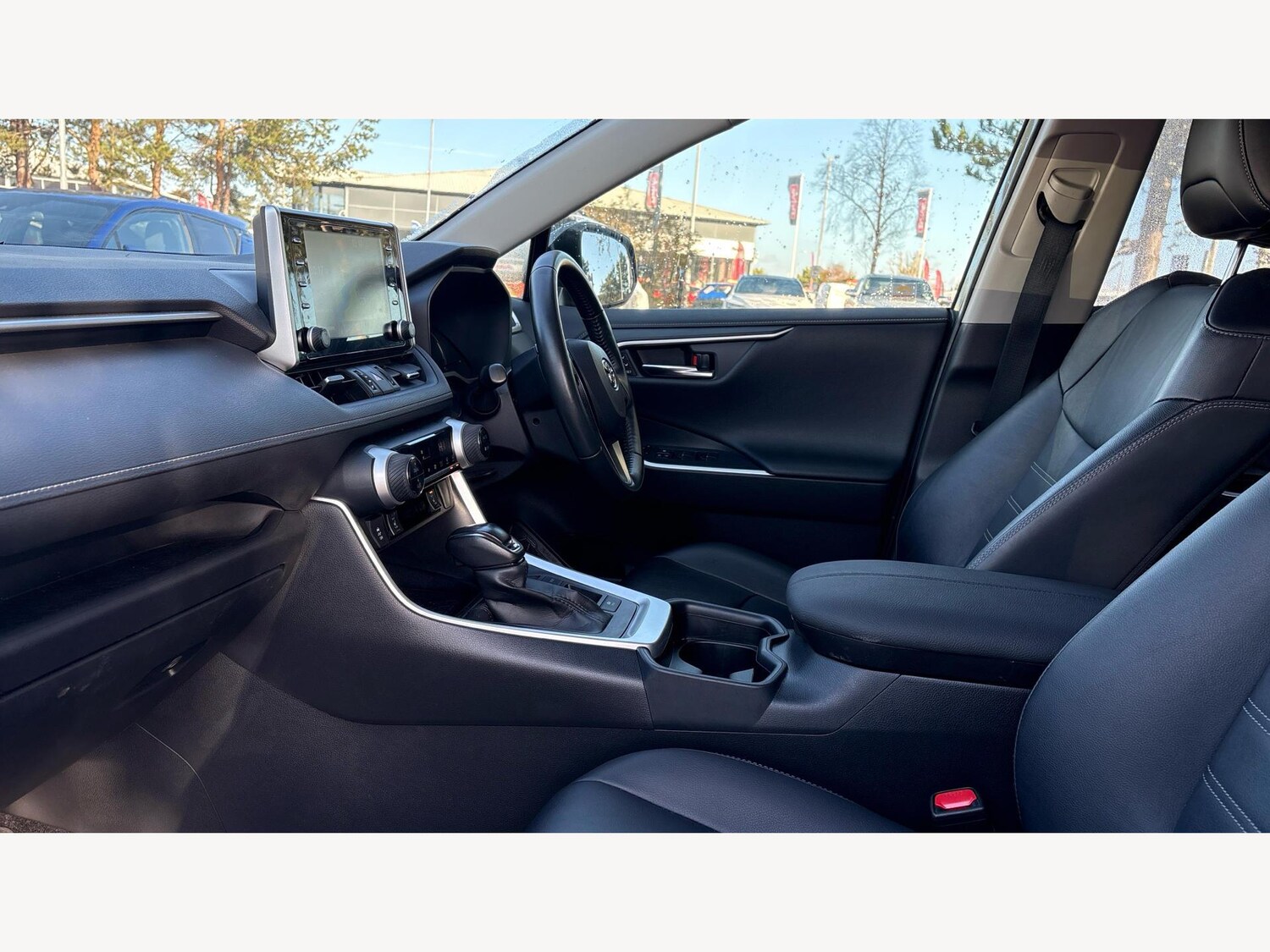 Used Toyota RAV4 2021 for sale - 76473383: Photo 12