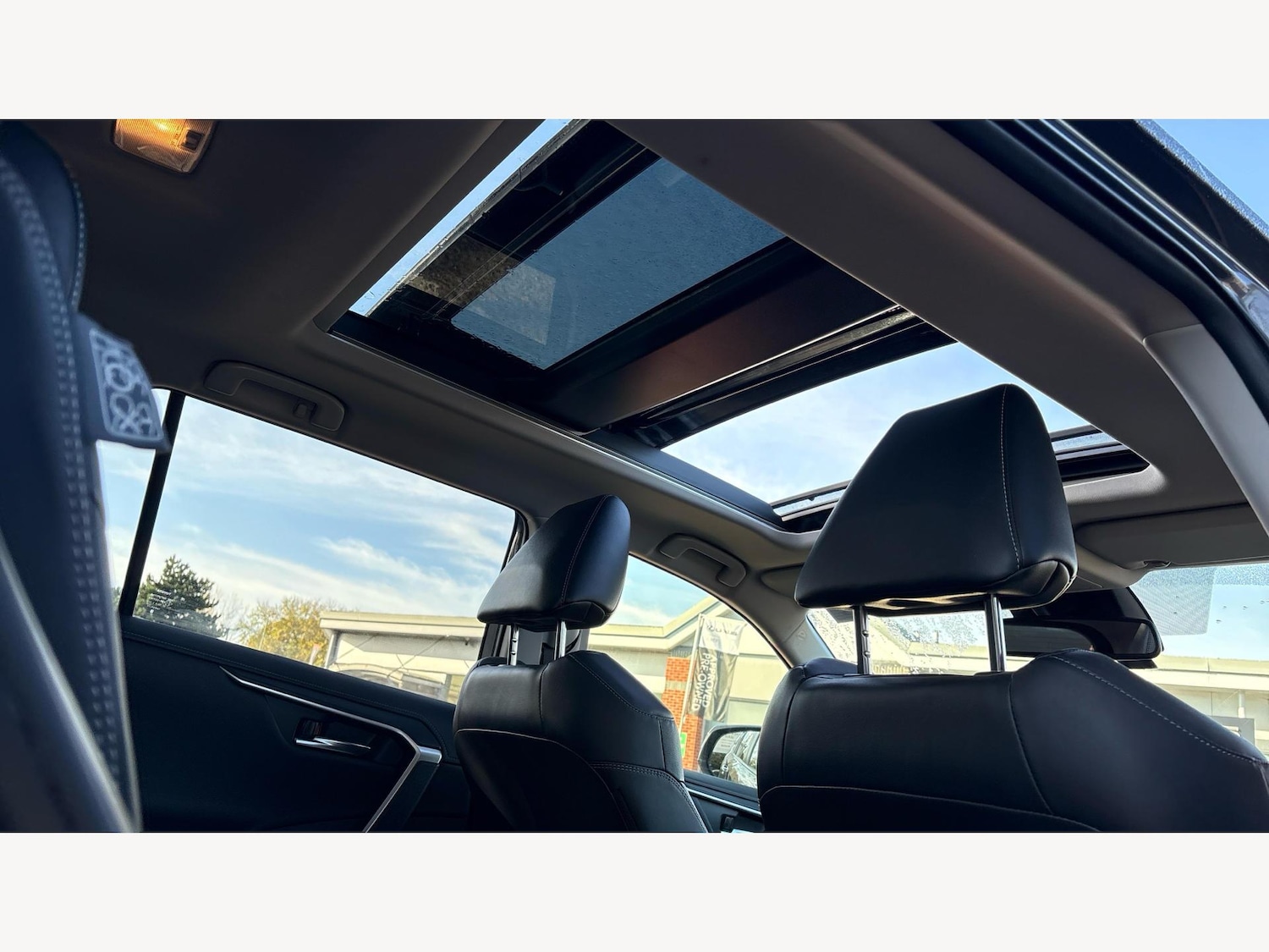 Used Toyota RAV4 2021 for sale - 76473383: Photo 22