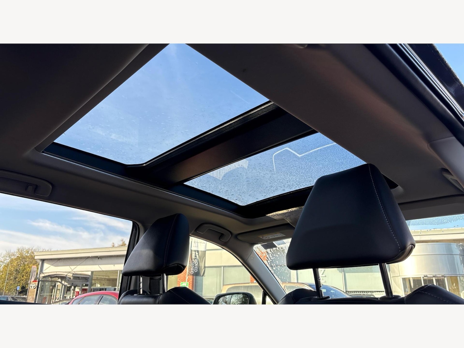 Used Toyota RAV4 2021 for sale - 76473383: Photo 30