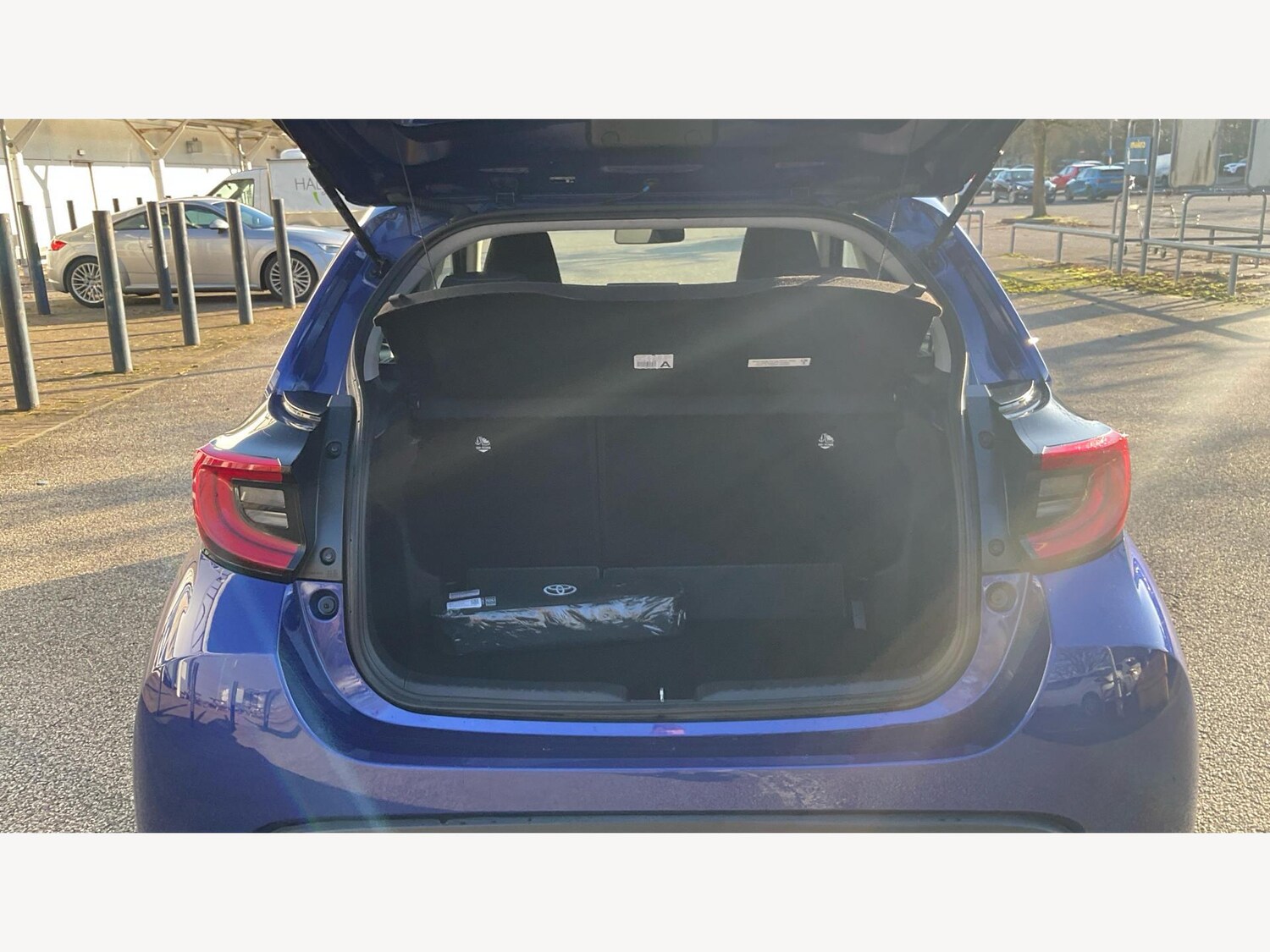 Used Toyota Yaris 2023 for sale - 77097866: Photo 16