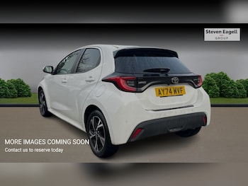 Used Toyota Yaris 2024 for sale - 77646453: Photo