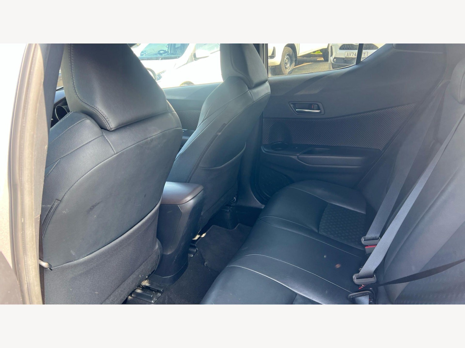 Used Toyota C-HR for sale - 78073209: Photo 15