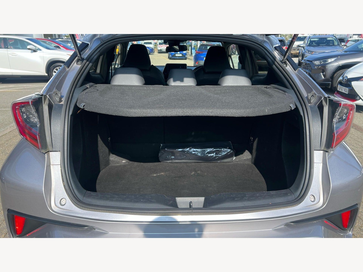 Used Toyota C-HR for sale - 78073209: Photo 16