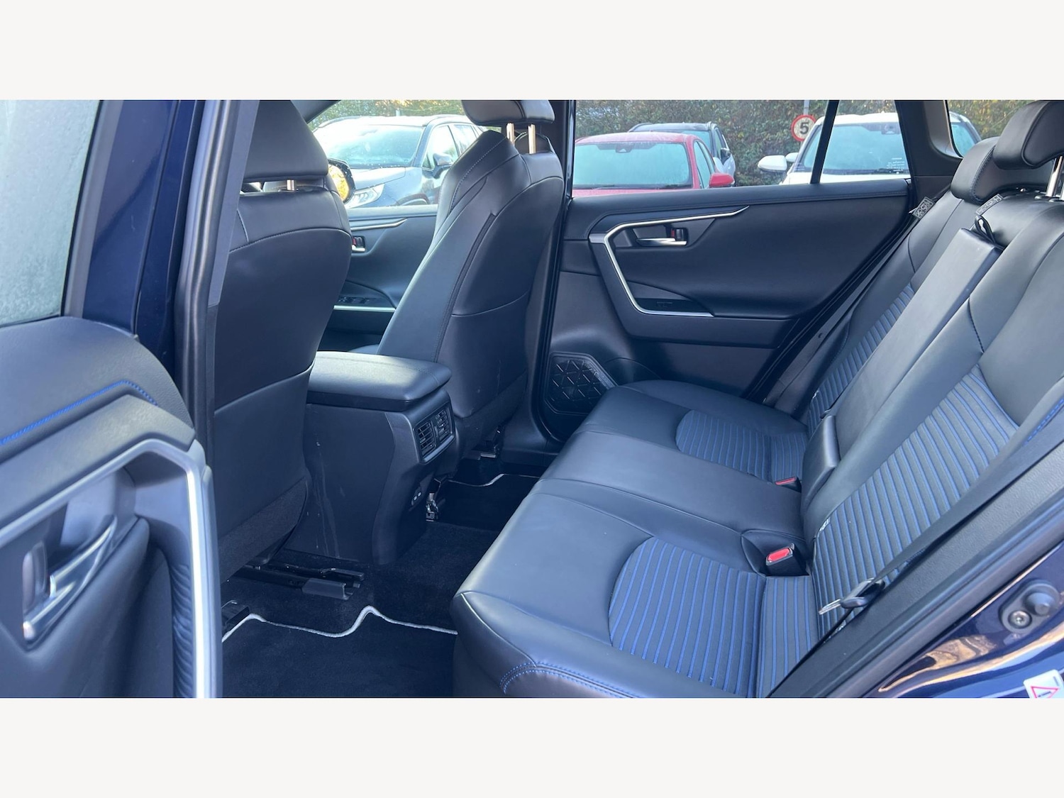 Used Toyota RAV4 2023 for sale - 76912758: Photo 15