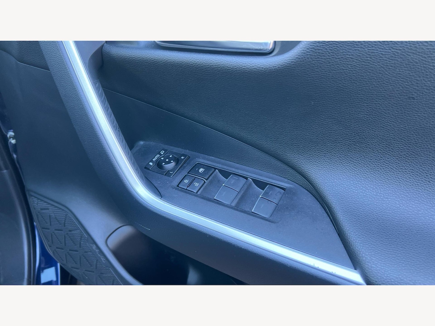 Used Toyota RAV4 2023 for sale - 76912758: Photo 32