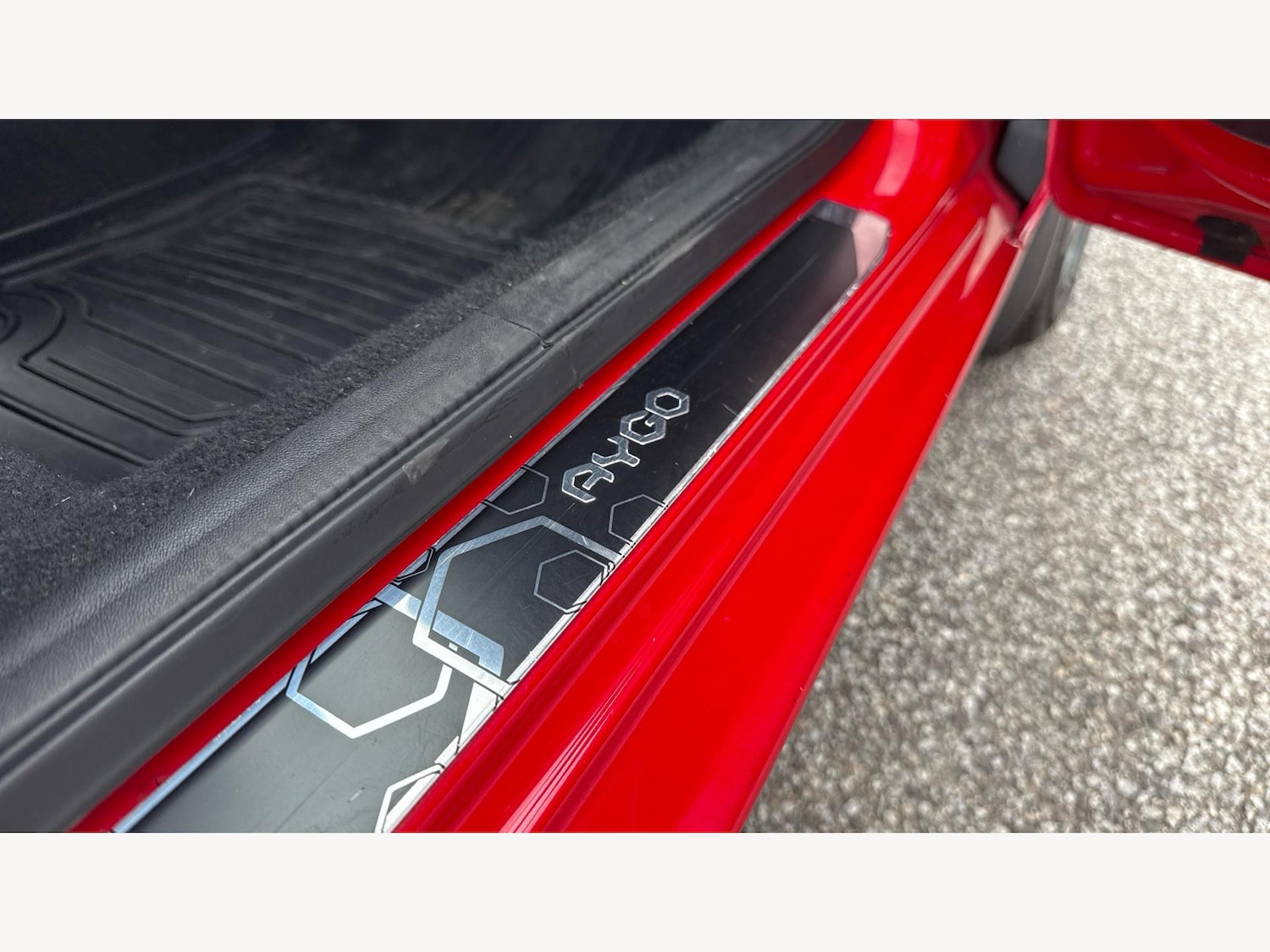 Used Toyota AYGO for sale - 76996685: Photo 31