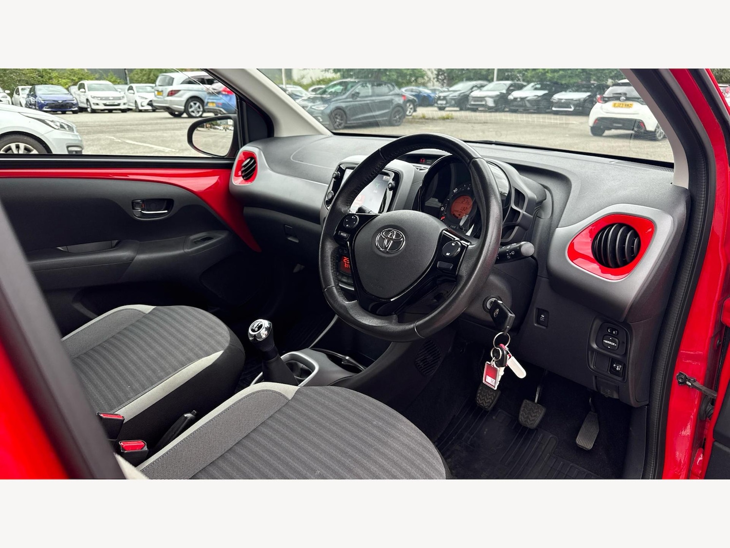 Used Toyota AYGO for sale - 76996685: Photo 32