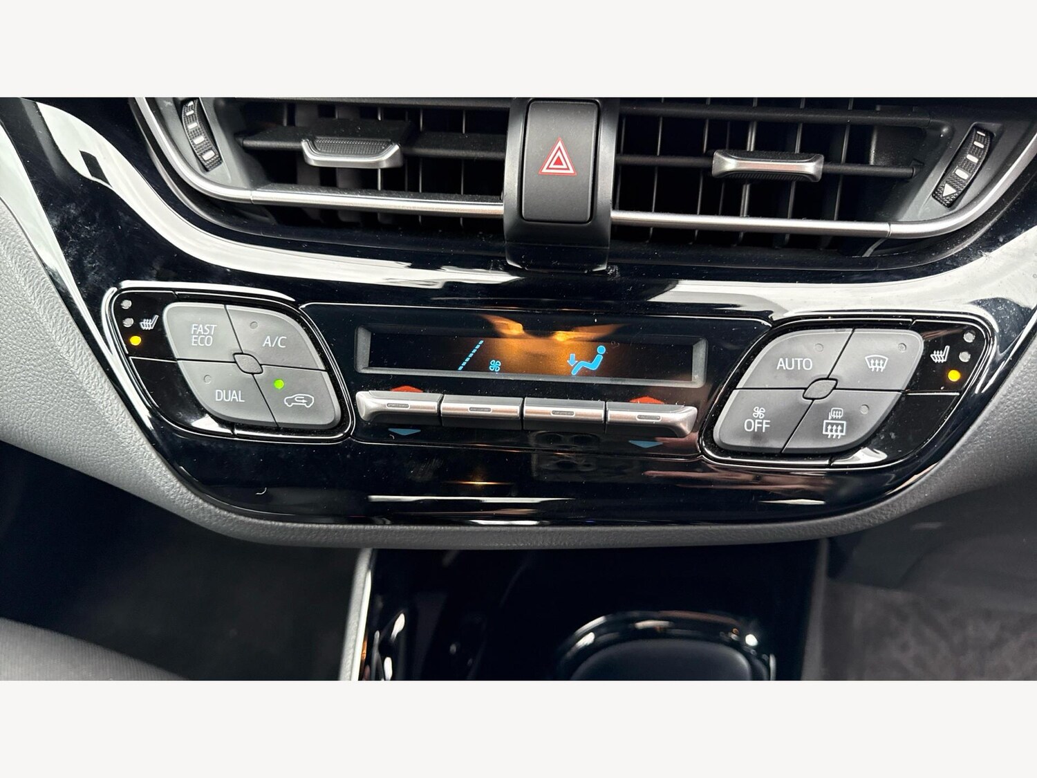 Used Toyota C-HR 2023 for sale - 77497317: Photo 25