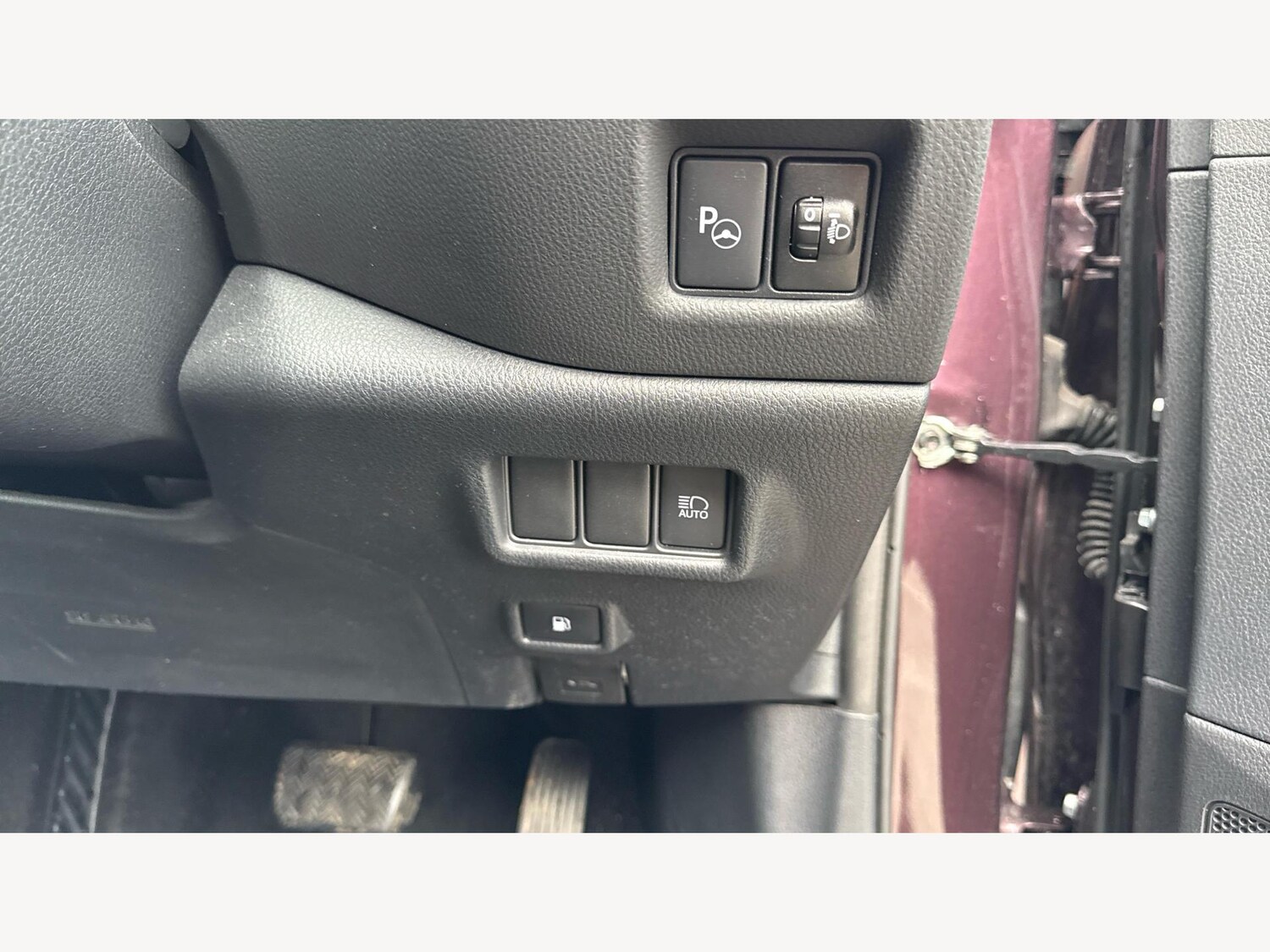 Used Toyota C-HR 2023 for sale - 77497317: Photo 27