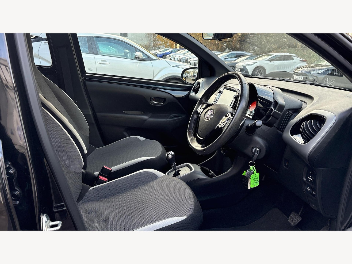 Used Toyota AYGO 2021 for sale - 76850116: Photo 13