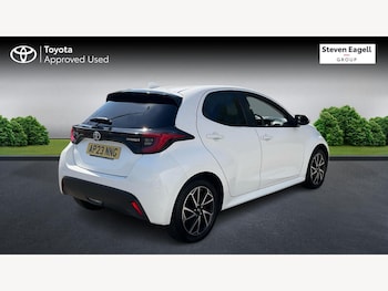 Used Toyota Yaris 2023 for sale - 78475417: Photo