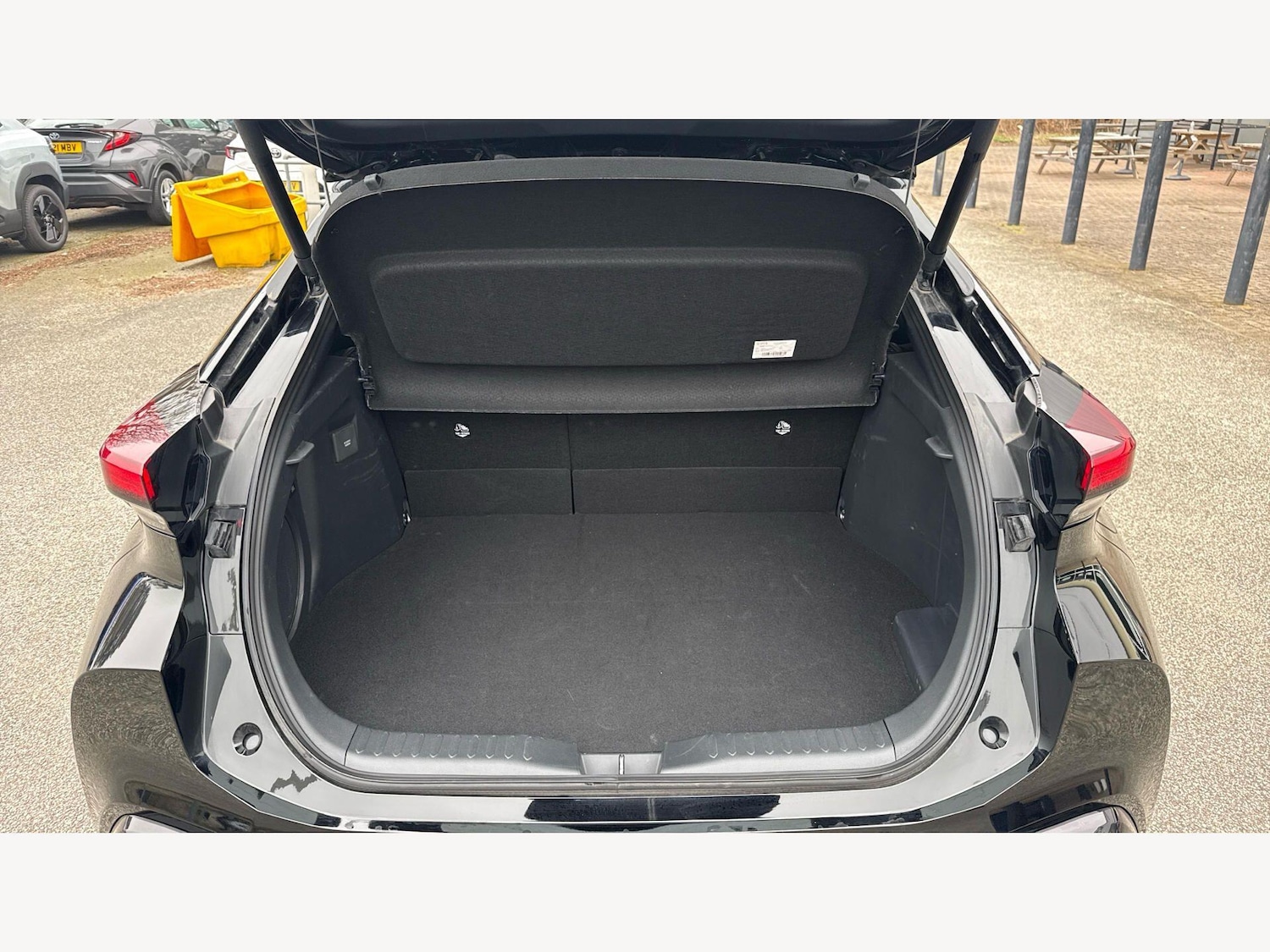 Used Toyota C-HR for sale - 77793390: Photo 16