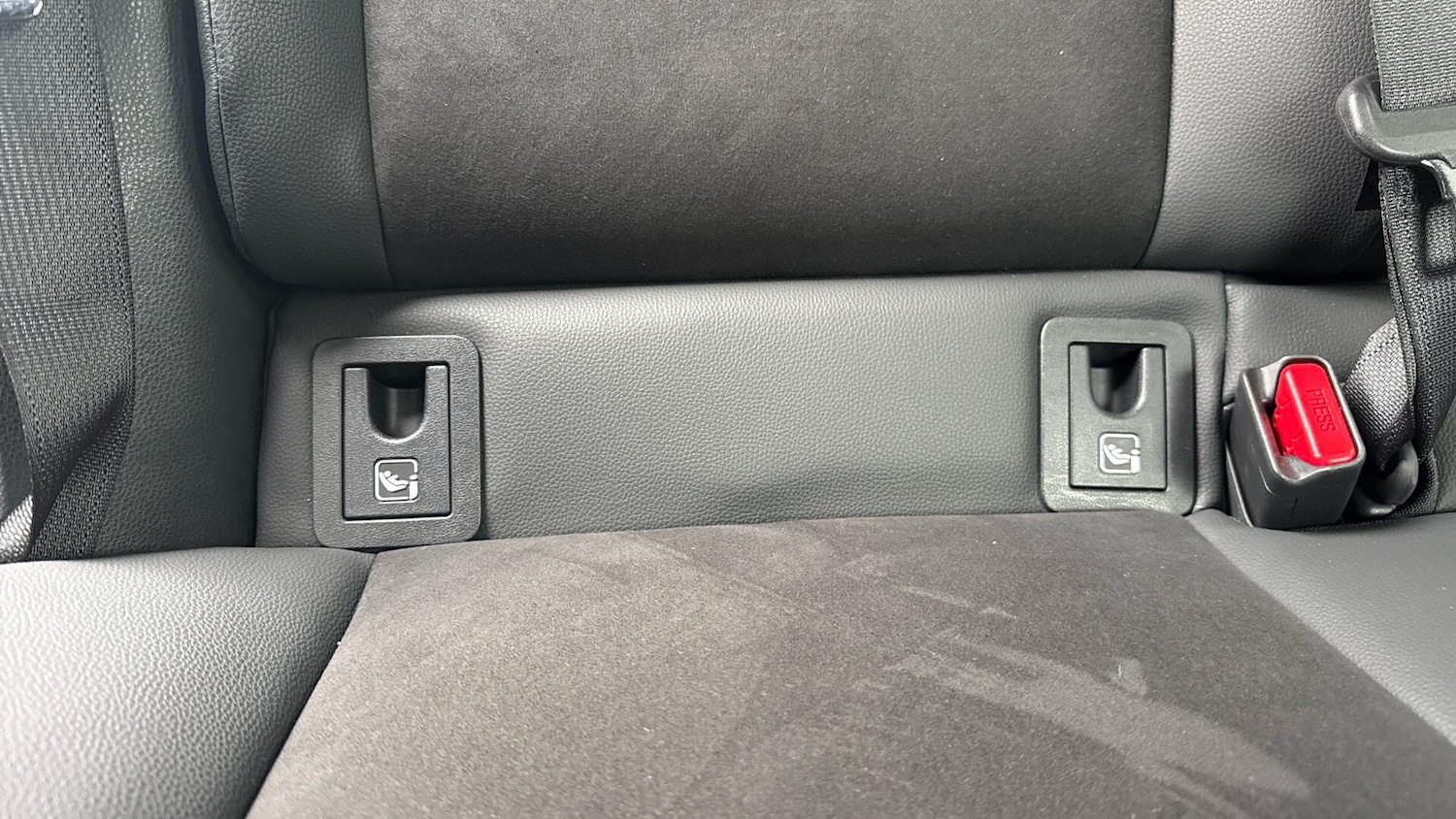 Used Toyota C-HR for sale - 77793390: Photo 40