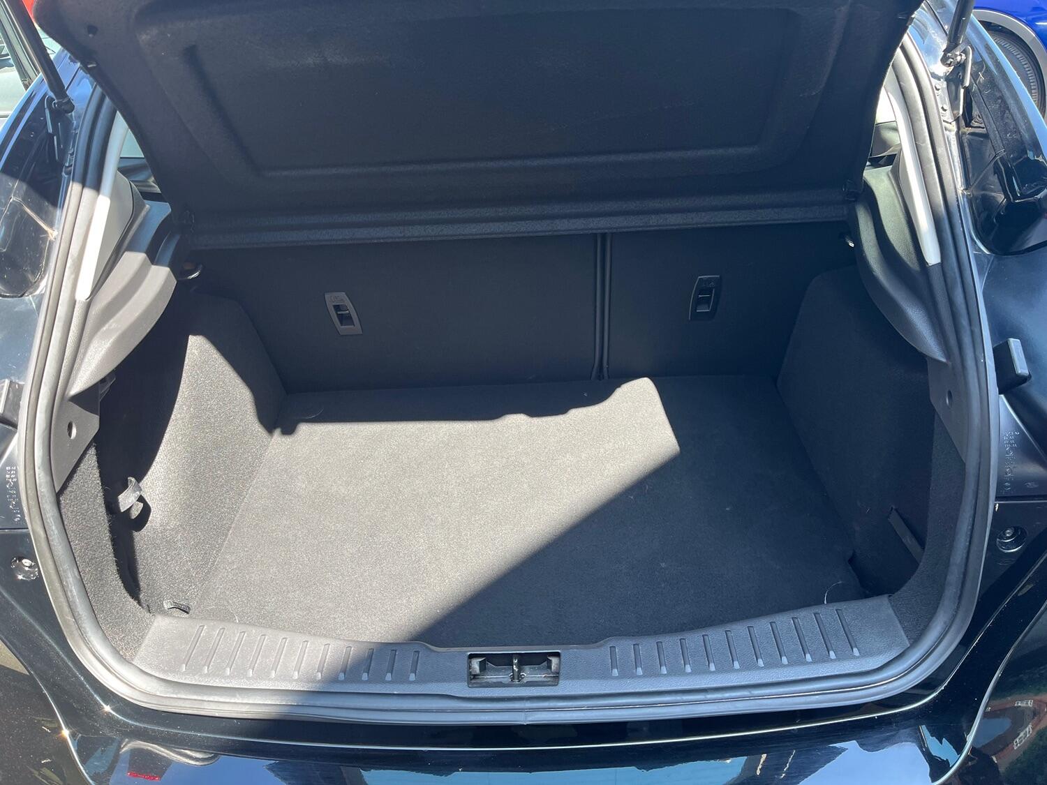 Used Ford Focus 2017 for sale - 76793884: Photo 11