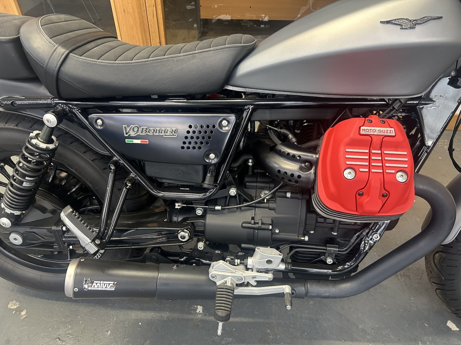 Moto Guzzi V9