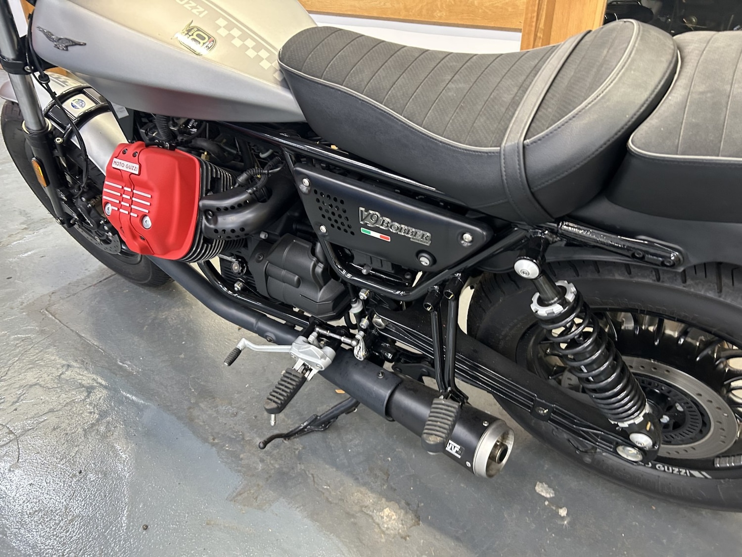 Moto Guzzi V9