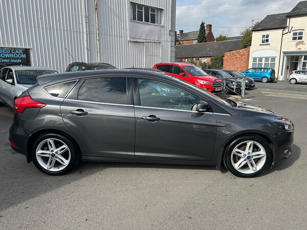 Used Ford Focus 2016 for sale - 76134125: Photo 4