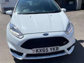 Used Ford Fiesta 2015 for sale - 74676867: Photo