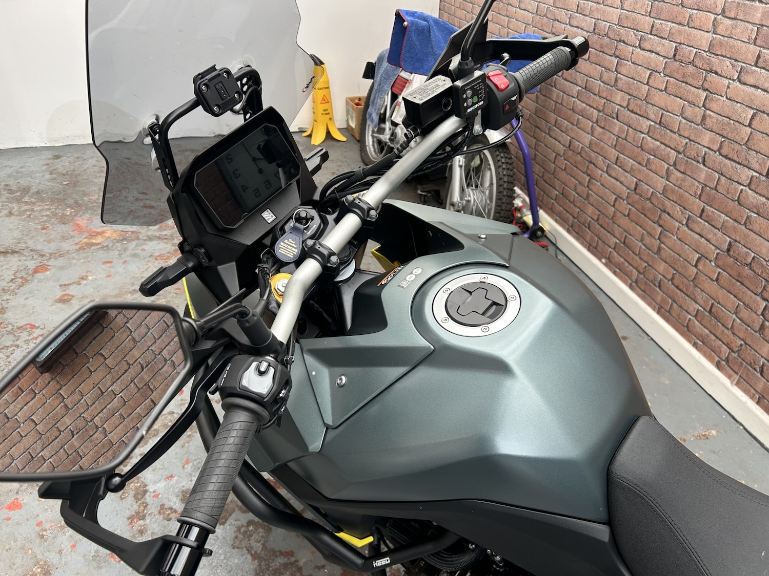 Used Suzuki V-STROM 2024 for sale - 78289786: Photo 15