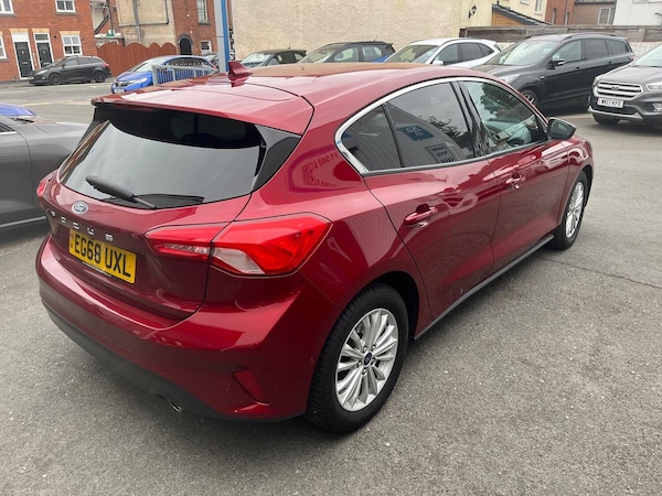 Used Ford Focus 2019 for sale - 75644196: Photo 2