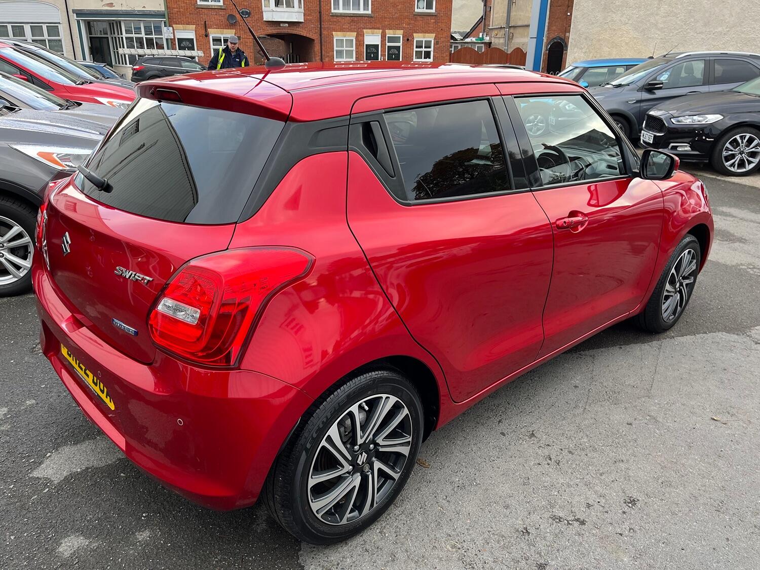 Used Suzuki Swift 2022 for sale - 77089789: Photo 3