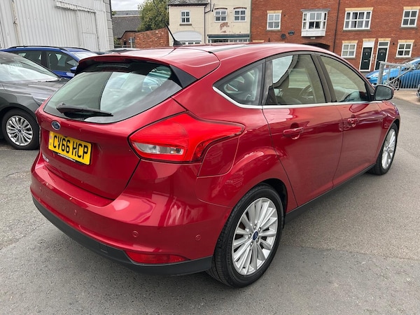 Used Ford Focus 2016 for sale - 75575408: Photo 2