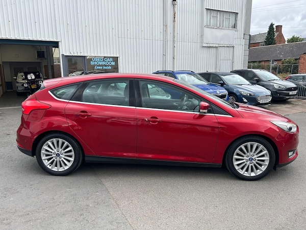 Used Ford Focus 2016 for sale - 75575408: Photo 5