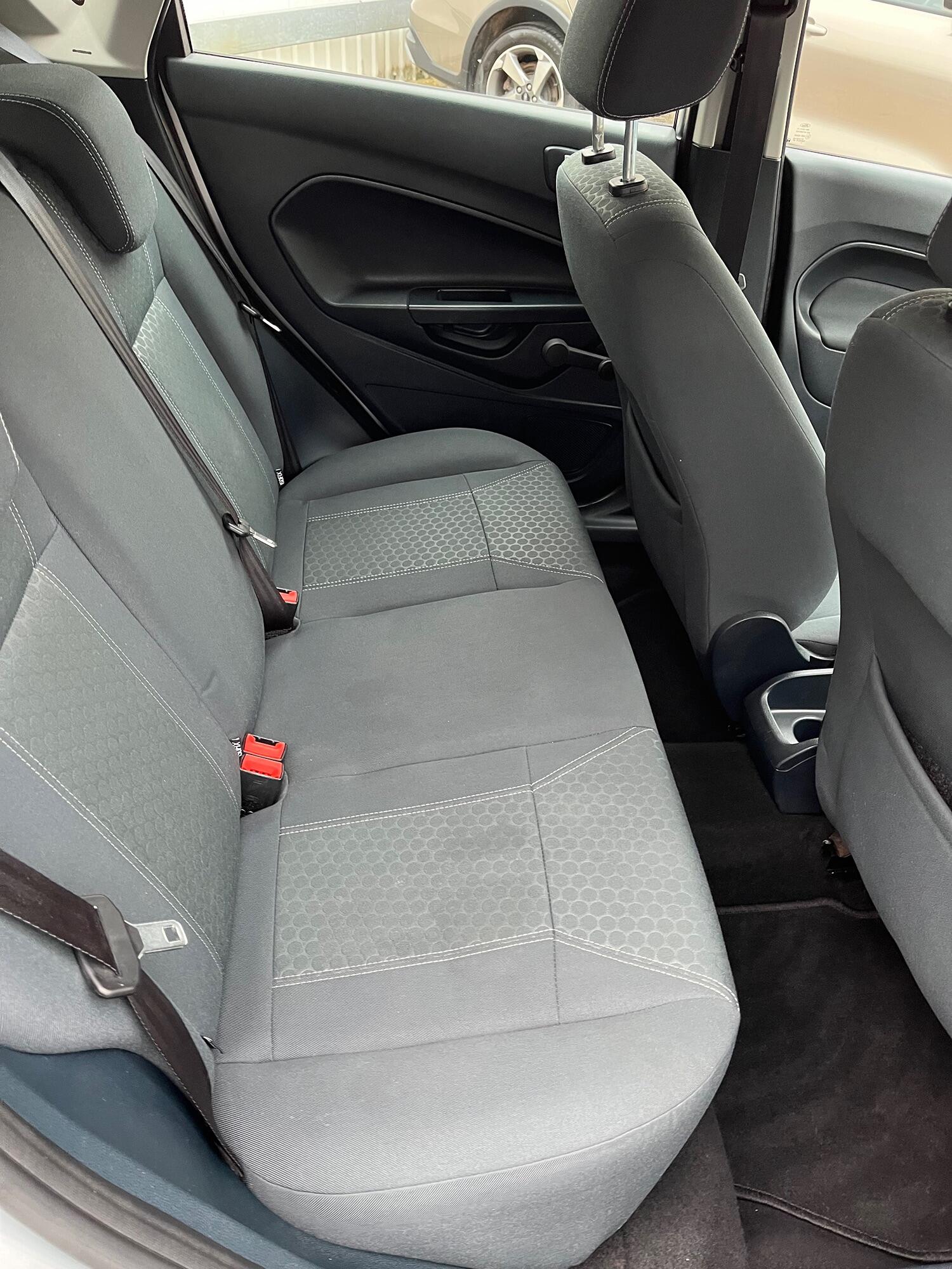 Used Ford Fiesta 2012 for sale - 76369302: Photo 10