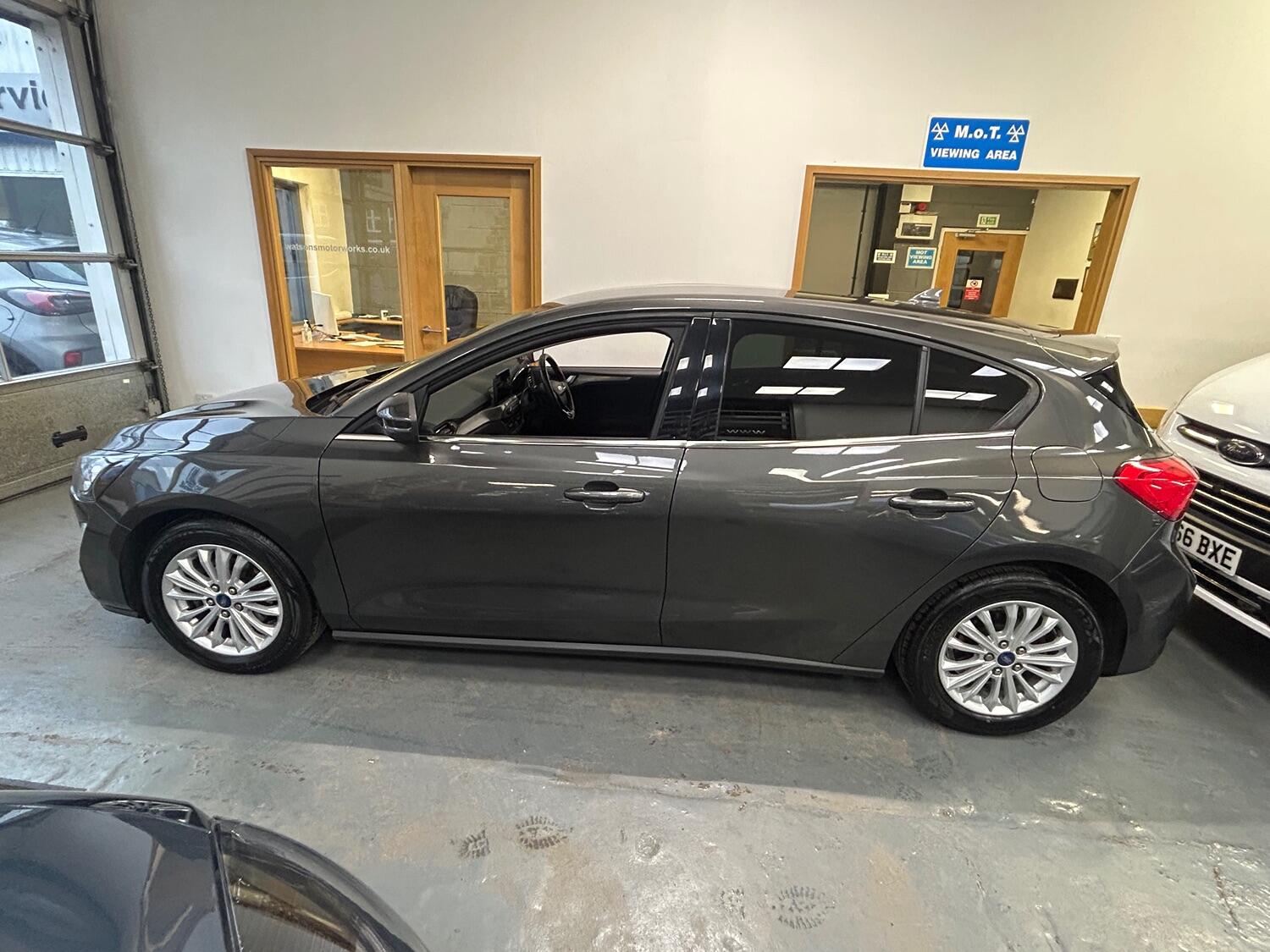 Used Ford Focus 2021 for sale - 77089918: Photo 4