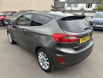 Used Ford Fiesta 2018 for sale - 78242682: Photo