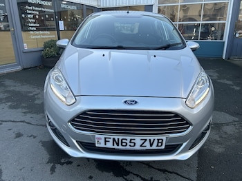 Used Ford Fiesta 2015 for sale - 77089898: Photo