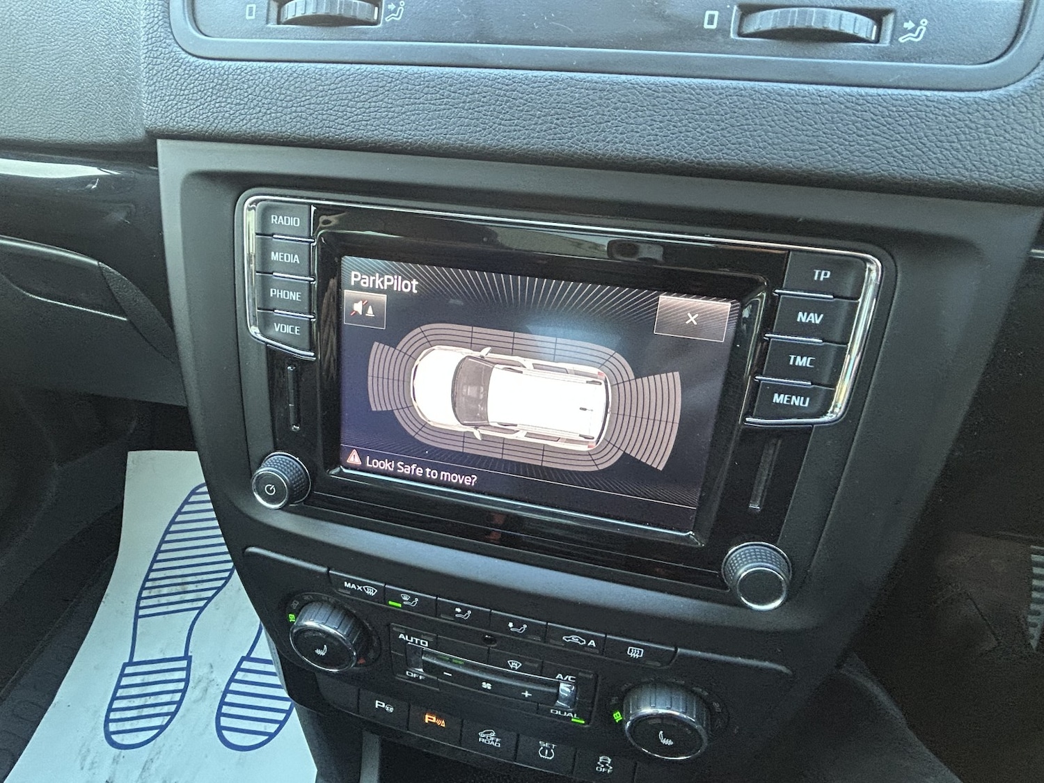 Used Skoda Yeti 2015 for sale - 76656102: Photo 16