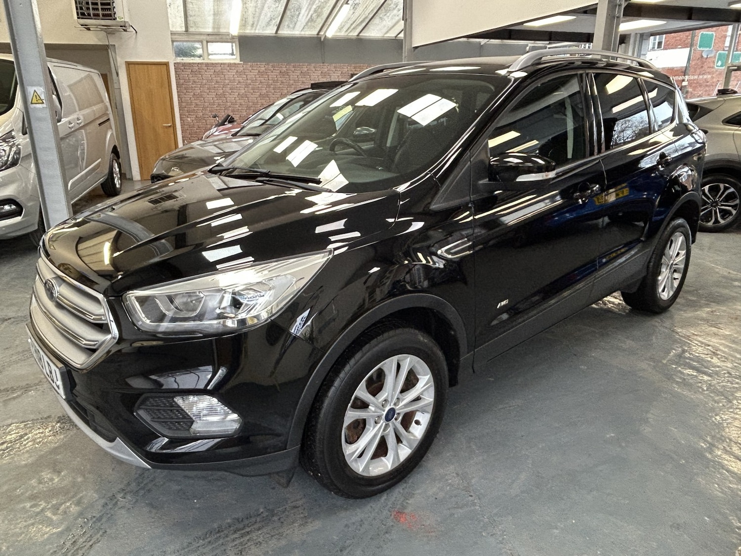 Used Ford Kuga 2018 for sale - 77148245: Photo 4