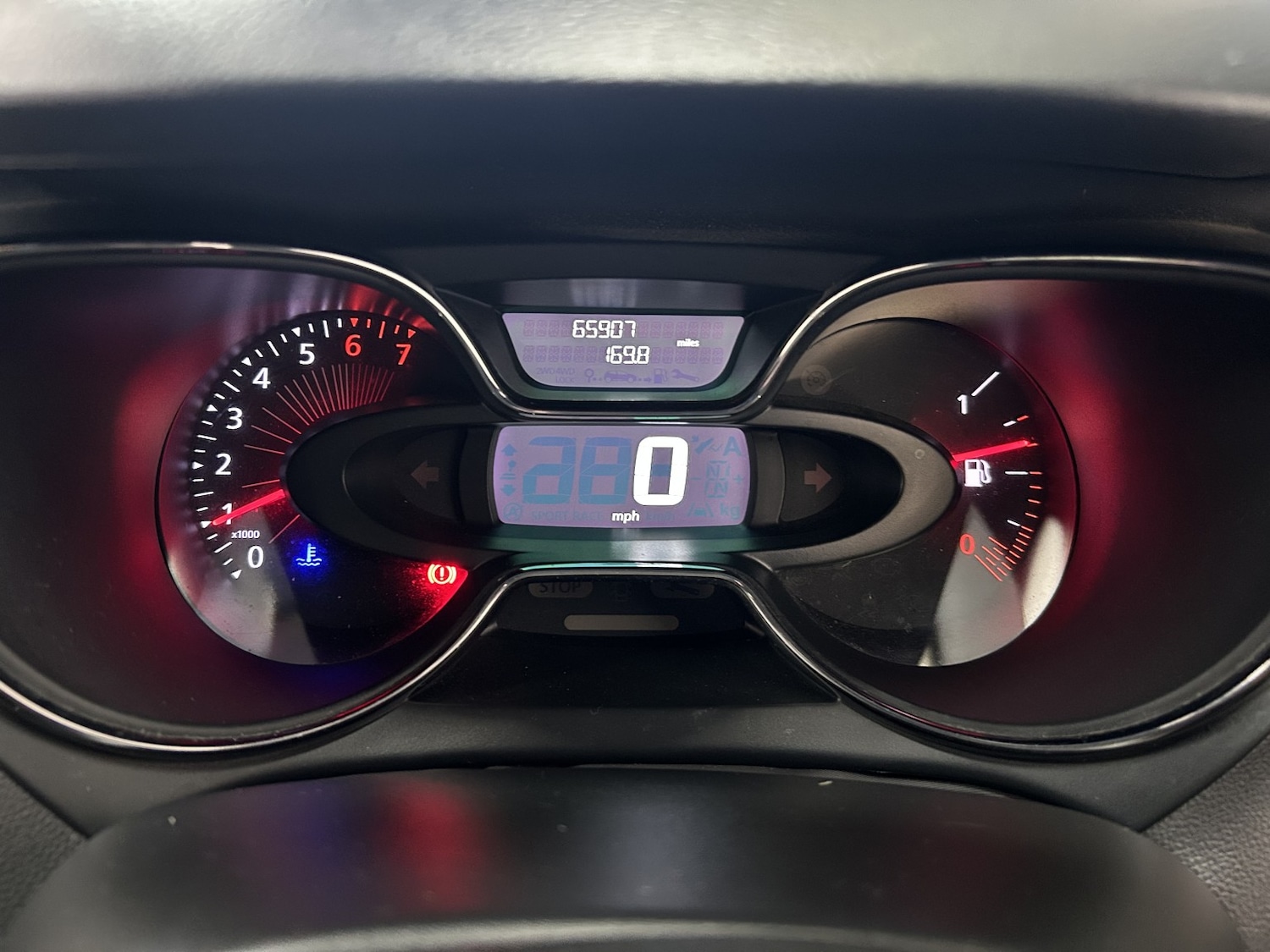 Used Renault Captur 2017 for sale - 77201267: Photo 12