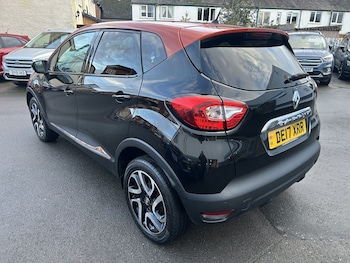 Used Renault Captur 2017 for sale - 77201267: Photo