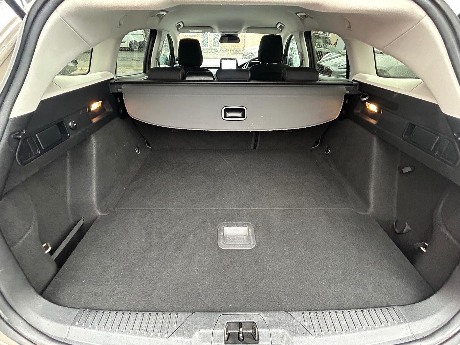 Used Ford Focus 2019 for sale - 76793886: Photo 9