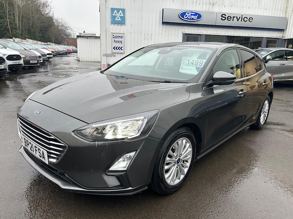 Used Ford Focus 2021 for sale - 73749645: Photo 1