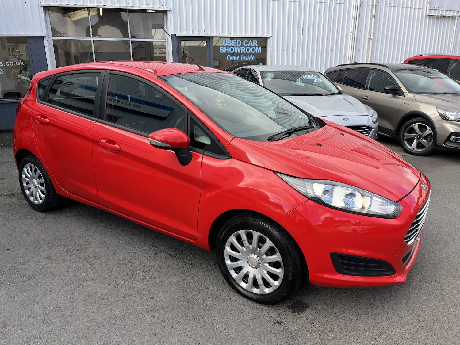 Used Ford Fiesta 2013 for sale - 76387300: Photo 2
