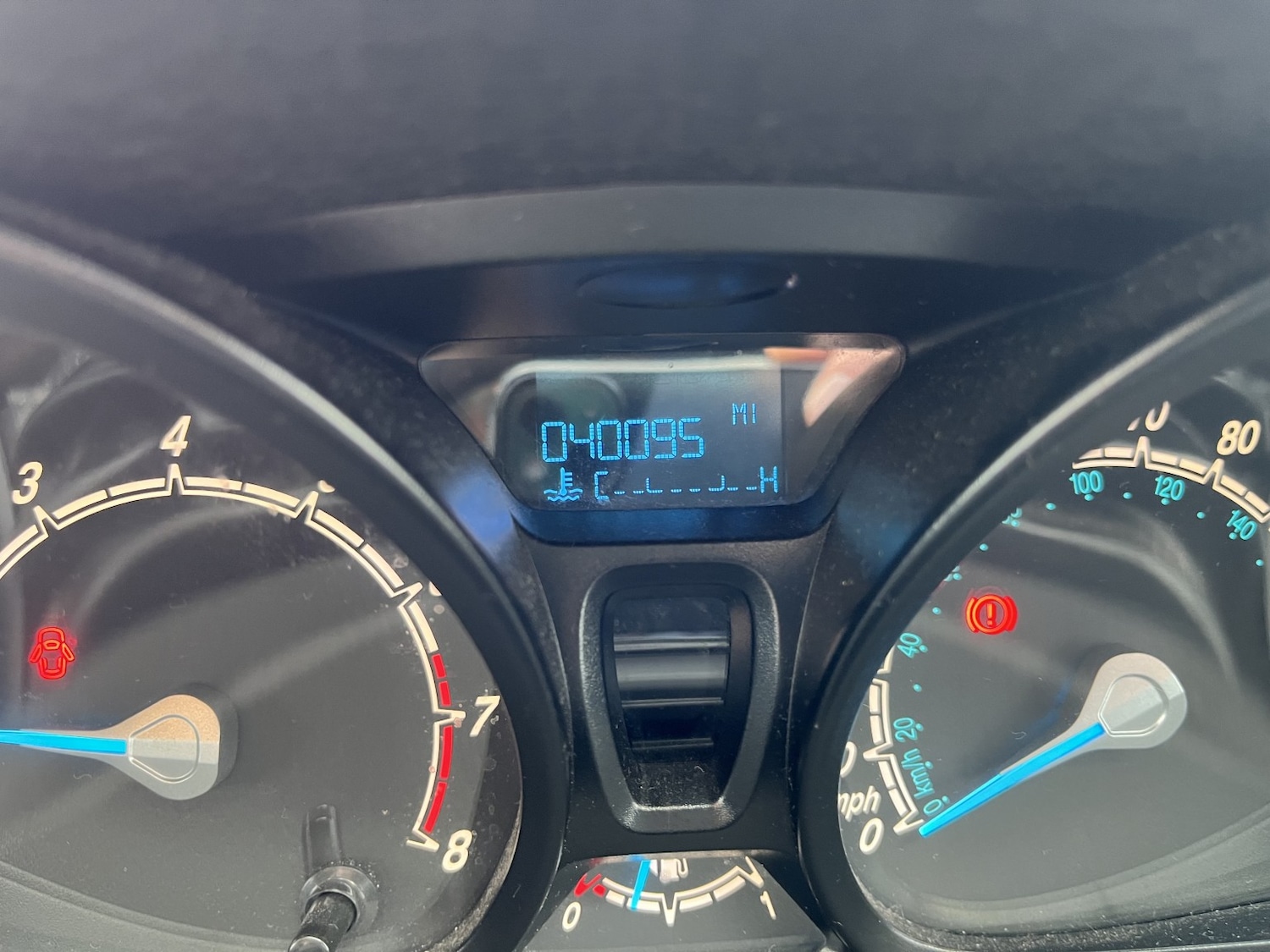 Used Ford Fiesta 2013 for sale - 76387300: Photo 8