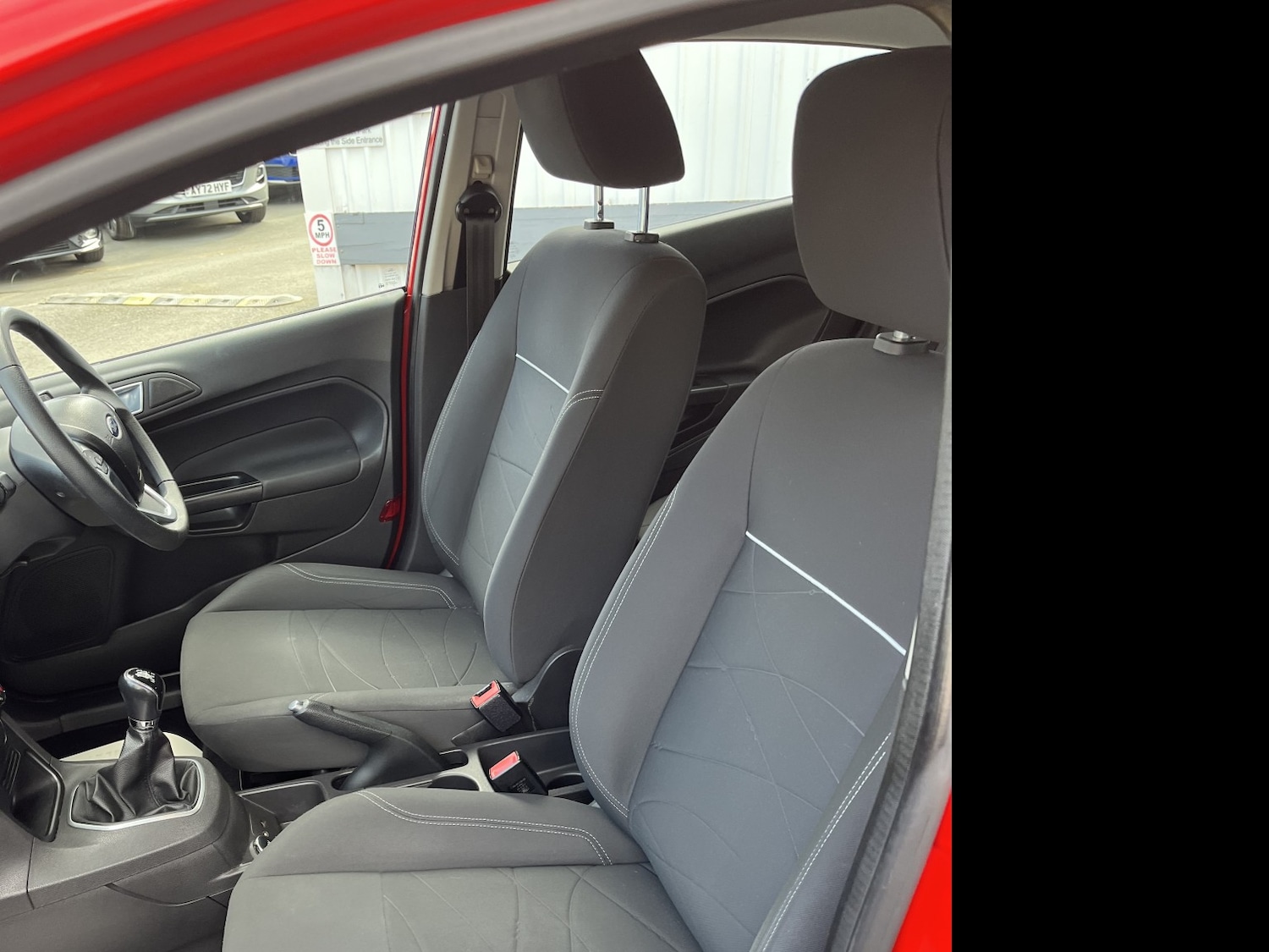 Used Ford Fiesta 2013 for sale - 76387300: Photo 9