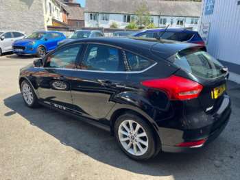 Used Ford Focus 2017 for sale - 74640053: Photo