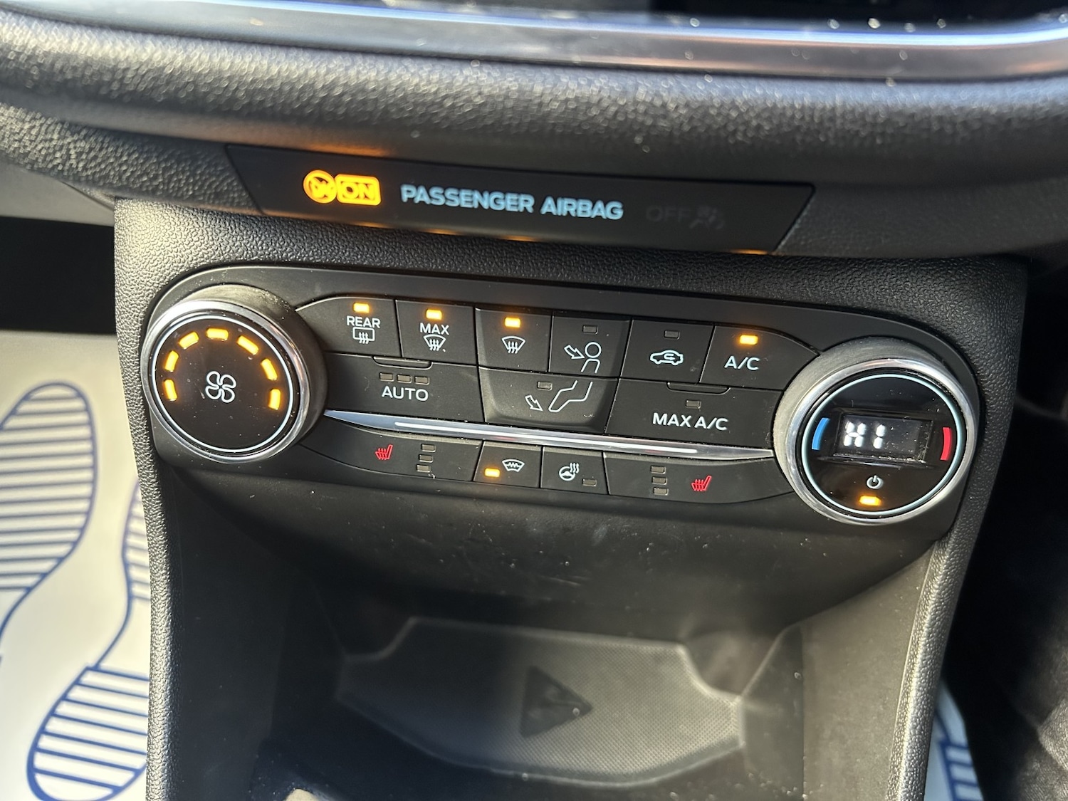 Used Ford Fiesta 2019 for sale - 76618688: Photo 13