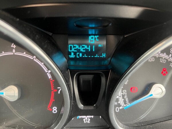 Used Ford Ecosport 2017 for sale - 75644290: Photo 7