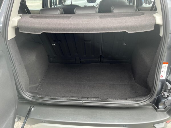 Used Ford Ecosport 2017 for sale - 75644290: Photo 9