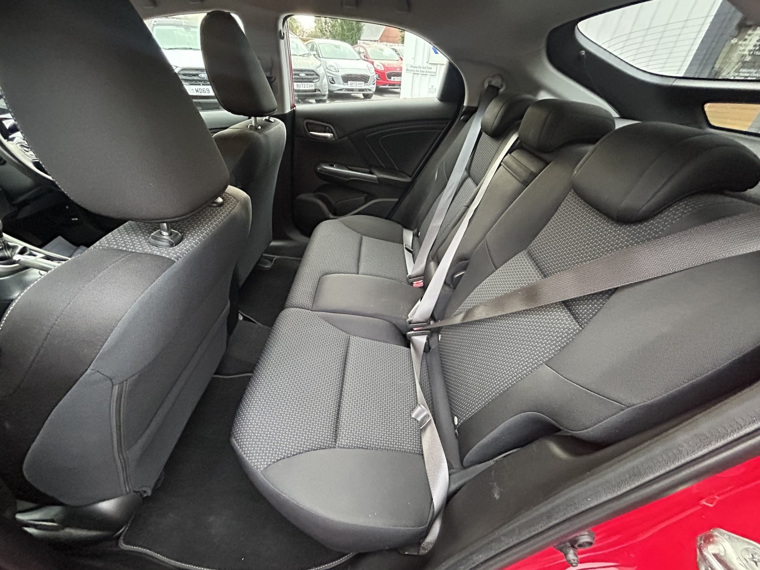 Used Honda Civic 2016 for sale - 76830378: Photo 11