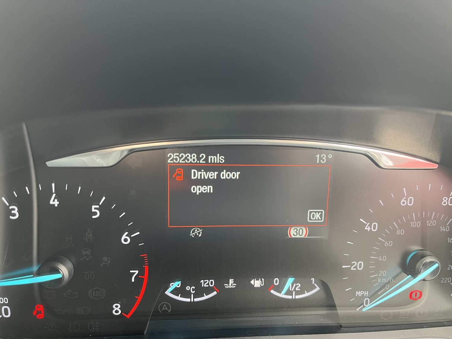 Used Ford Fiesta 2018 for sale - 77991638: Photo 11