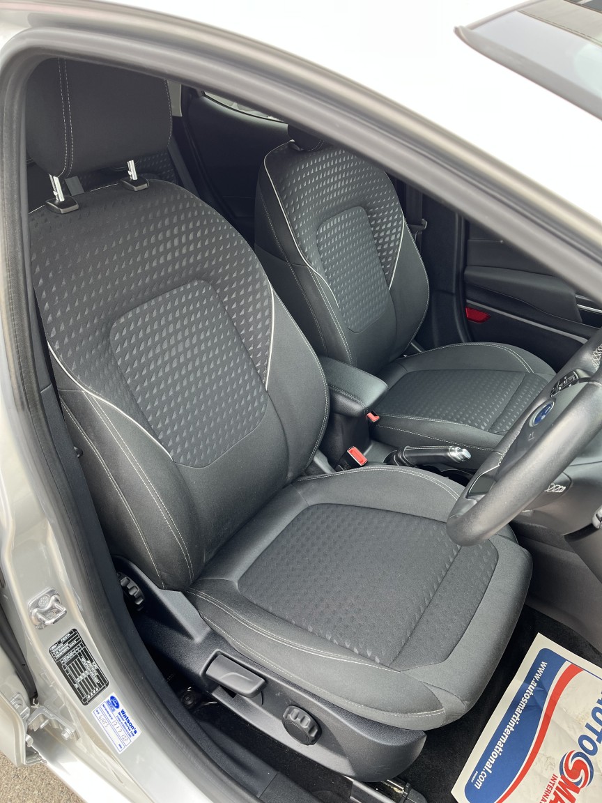 Used Ford Fiesta 2018 for sale - 77991638: Photo 9