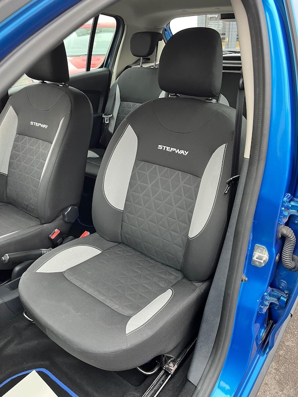 Used Dacia Sandero Stepway 2015 for sale - 76268541: Photo 10